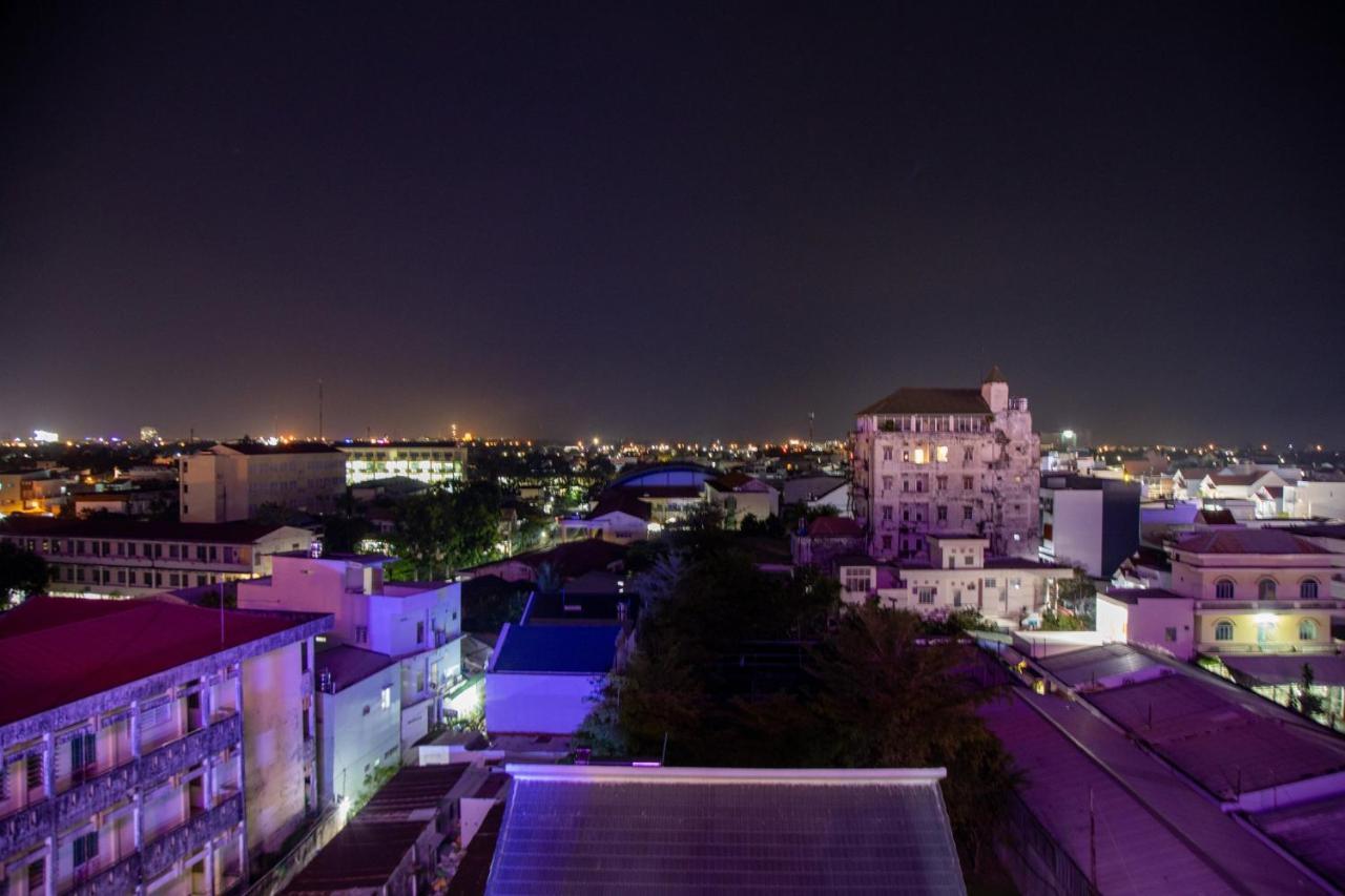 Apple Hotel Cần Thơ Extérieur photo